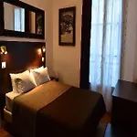 Hotel Le Twelve Paris