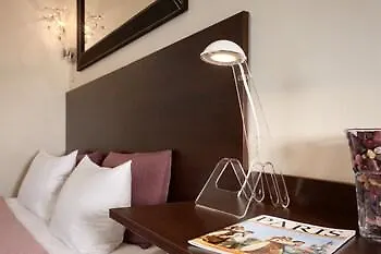 Le Twelve 3* Parigi