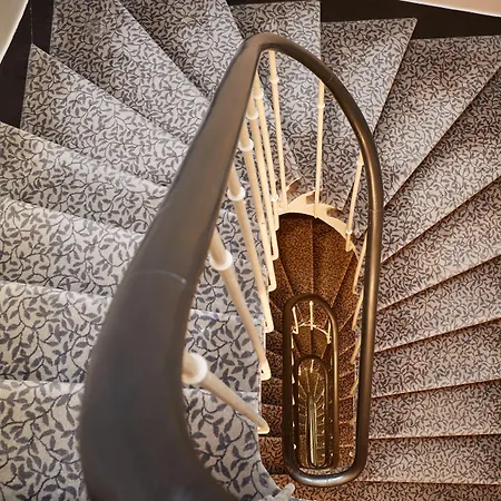 Le Twelve Parigi