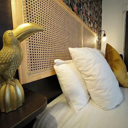 Le Twelve Parigi