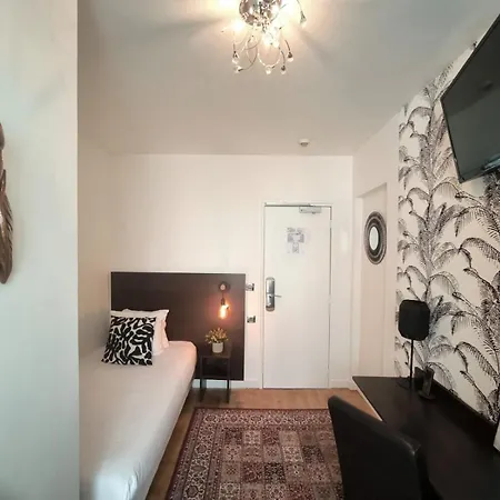 Hotel Le Twelve 3*