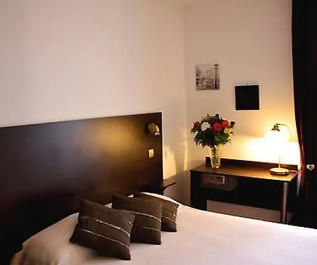 Hotel Le Twelve Parigi