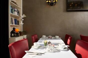 Hotel Le Twelve 3*