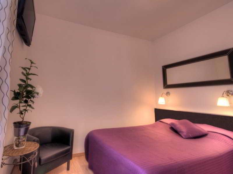 Hotel Le Twelve Paris